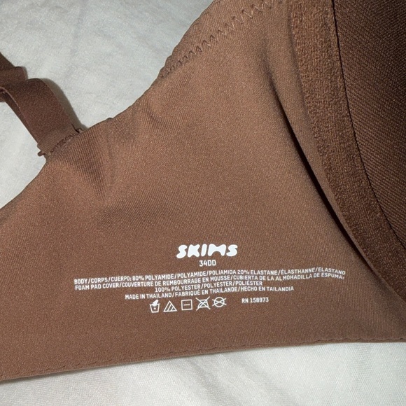 SKIMS Fits Everybody Push-up Br - Picture 4 of 5